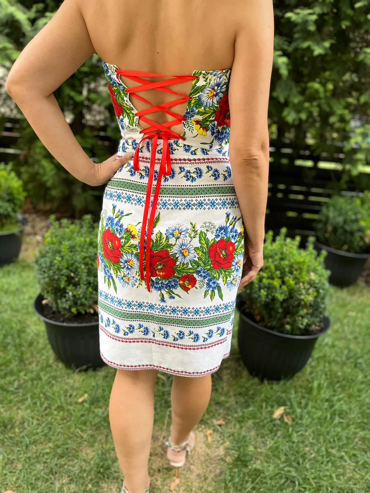 Compleu Sara