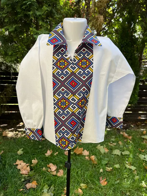 Ie traditionala baiat Dragos