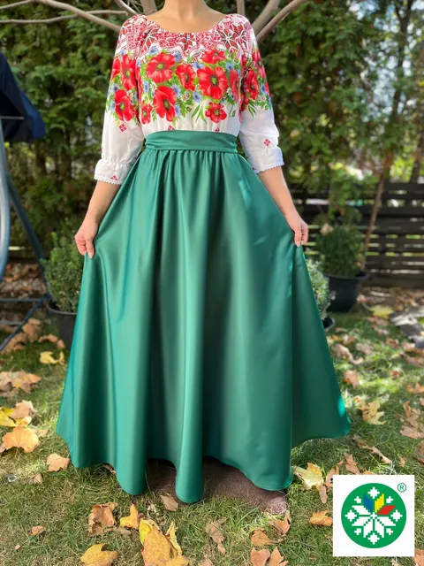 Rochie traditionala lunga Alberta