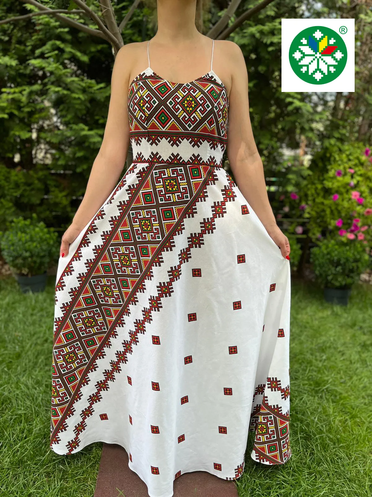 Rochie traditionala lunga Claudia
