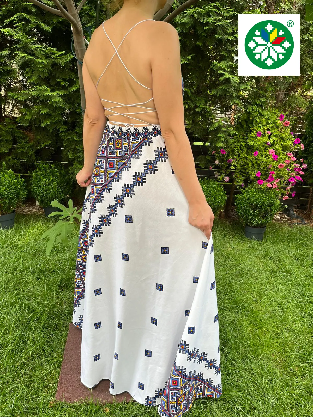 Rochie traditionala lunga Erica
