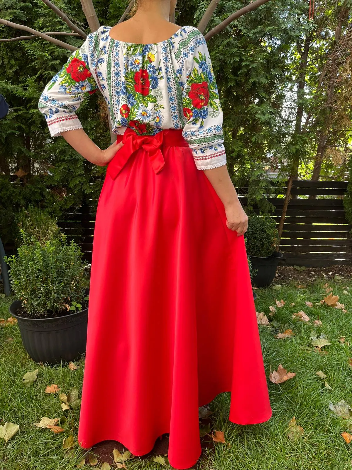 Rochie traditionala lunga Luiza