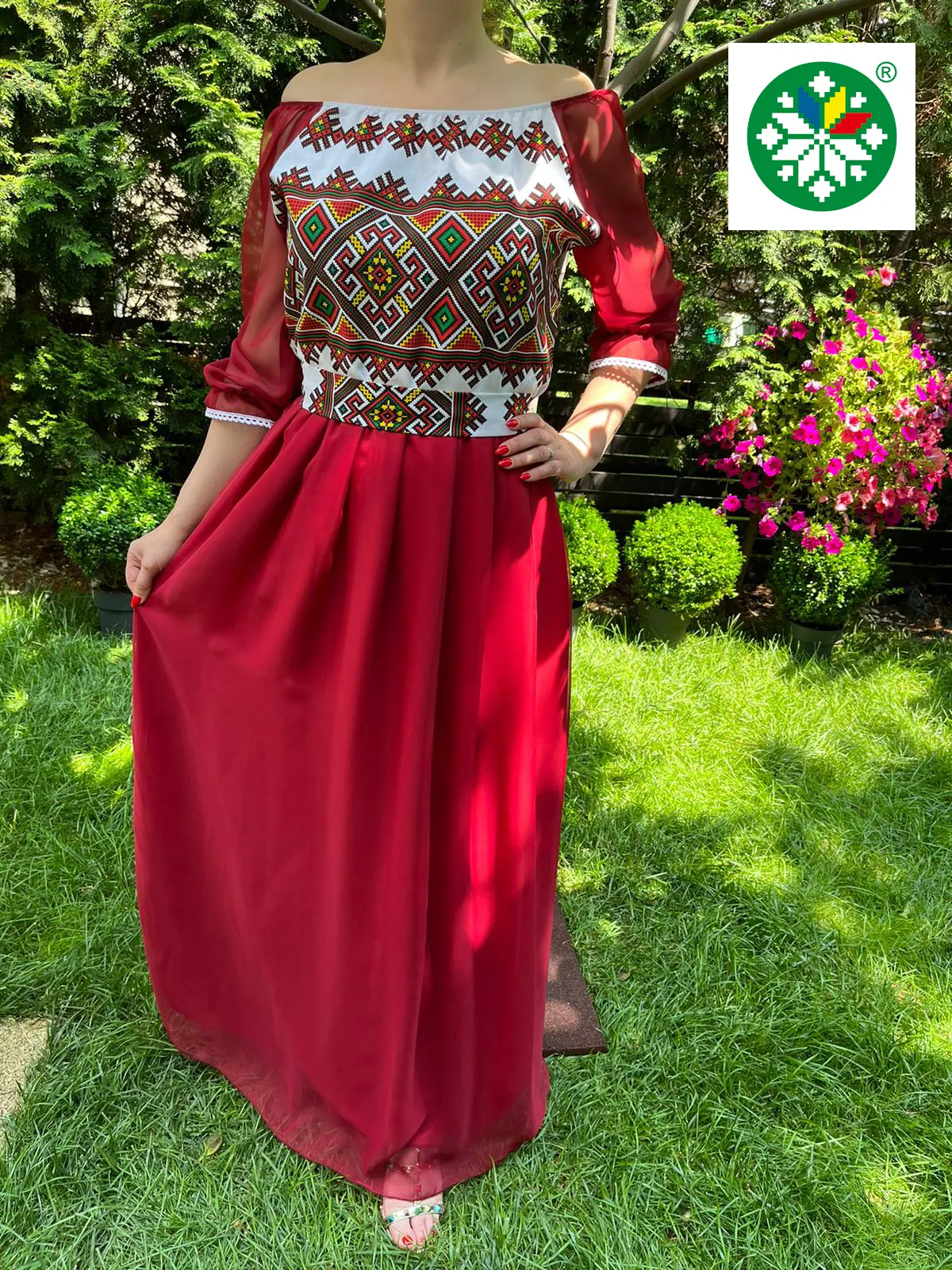 Rochie traditionala lunga Mihaela