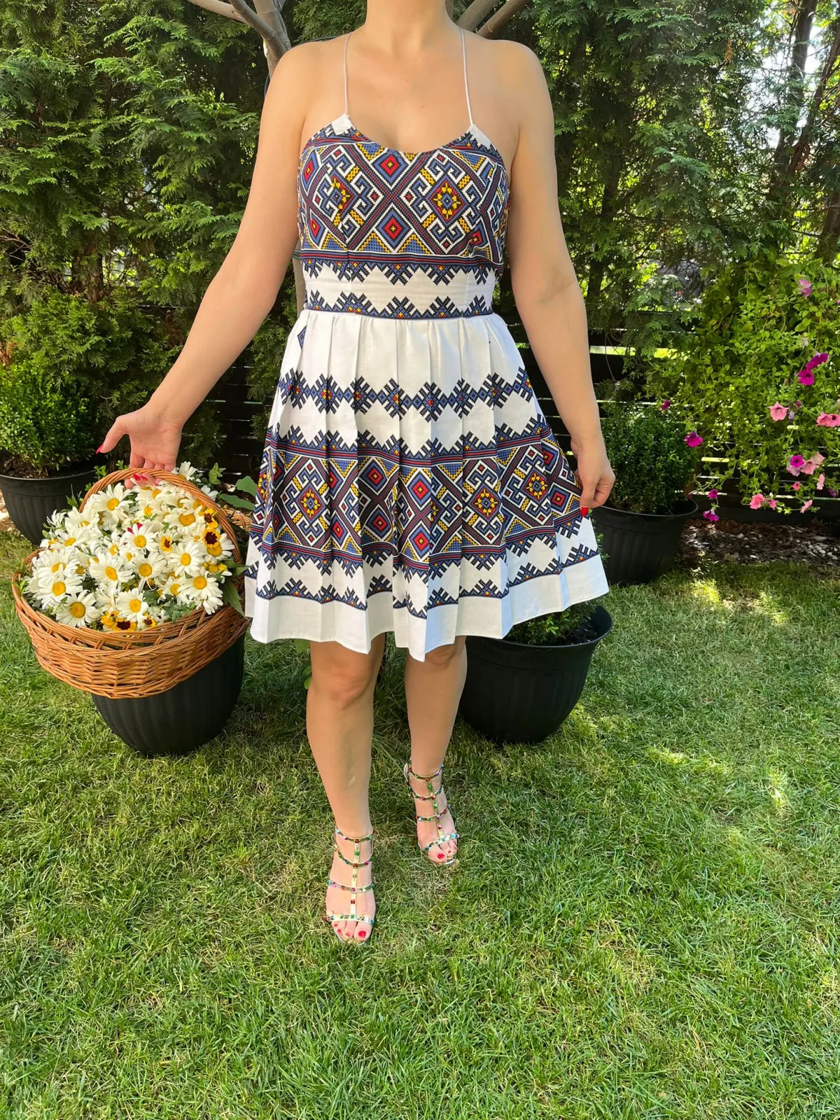 Rochie traditionala pliuri Denisa