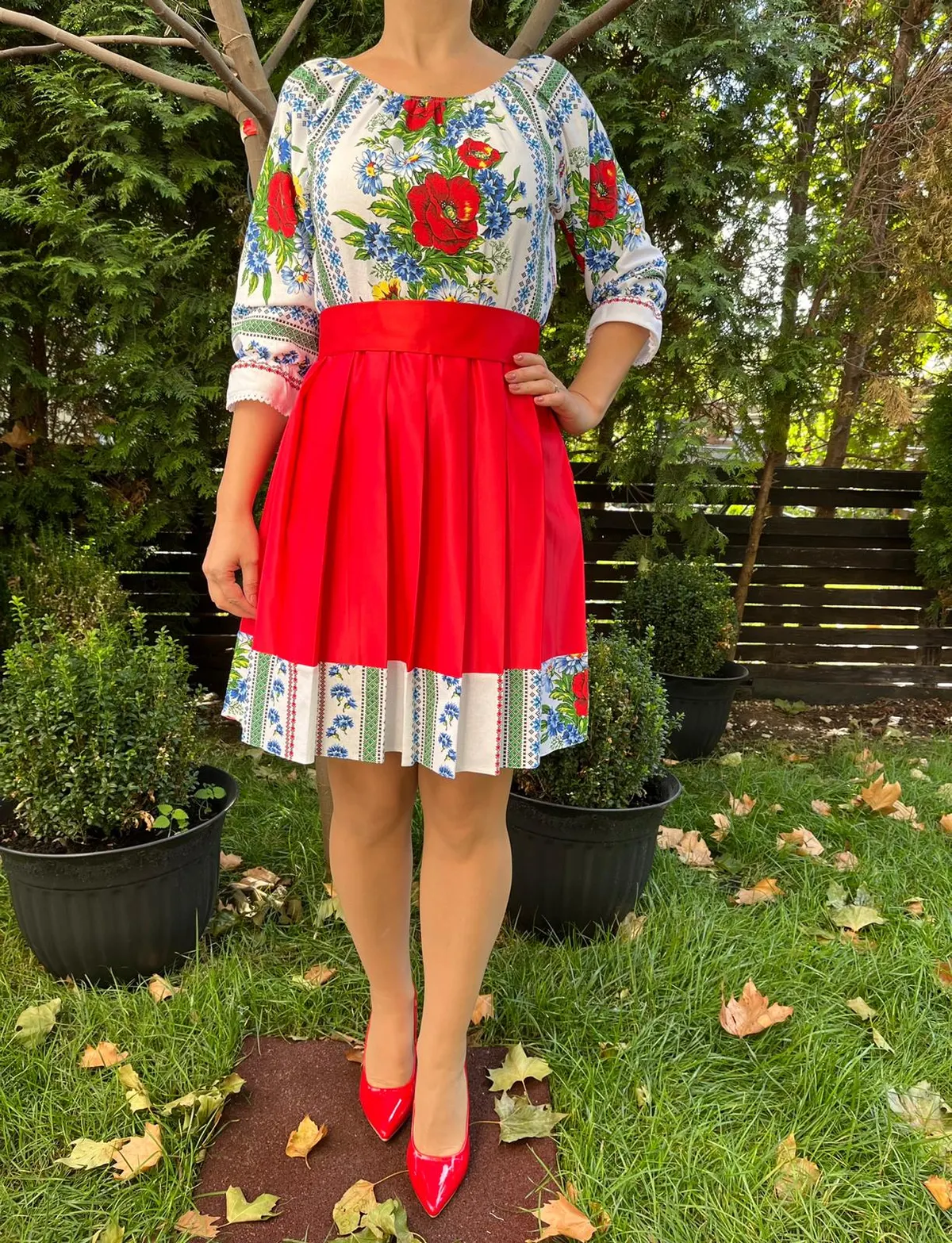 Rochie traditionala pliuri Raluca