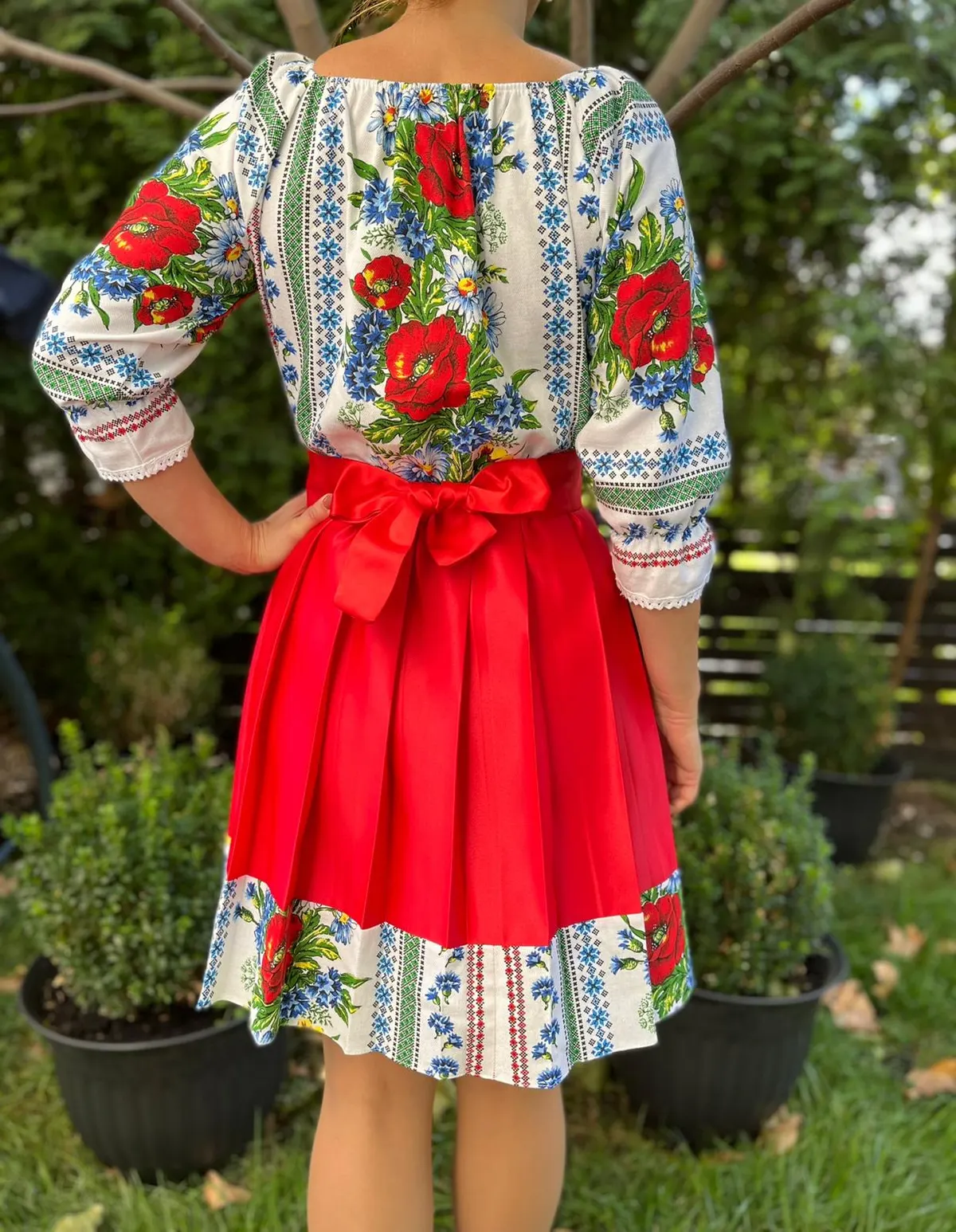 Rochie traditionala pliuri Raluca