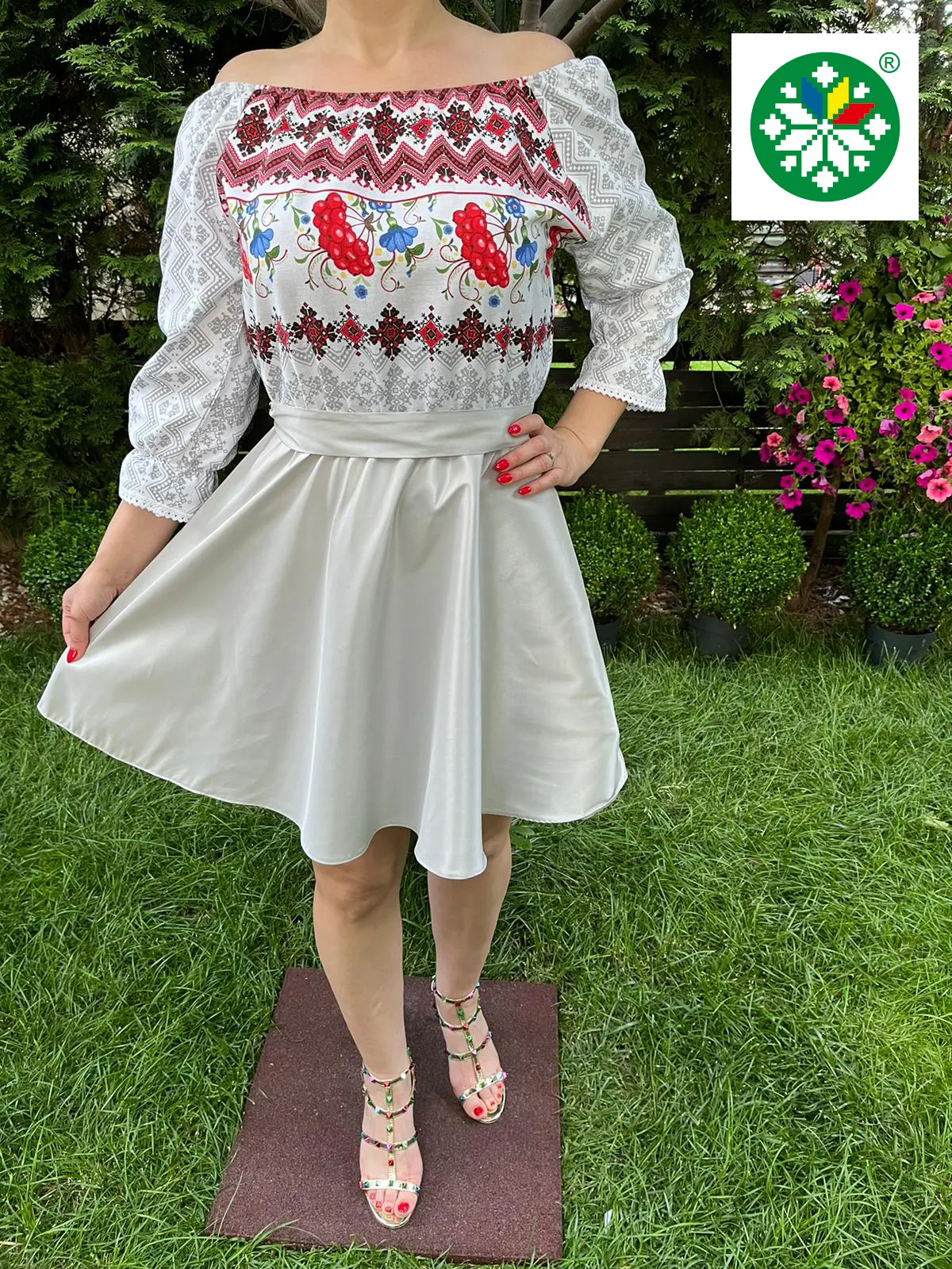 Rochie traditionala scurta Anisoara