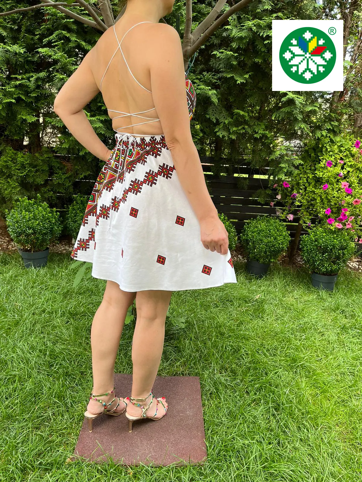 Rochie traditionala scurta Claudia