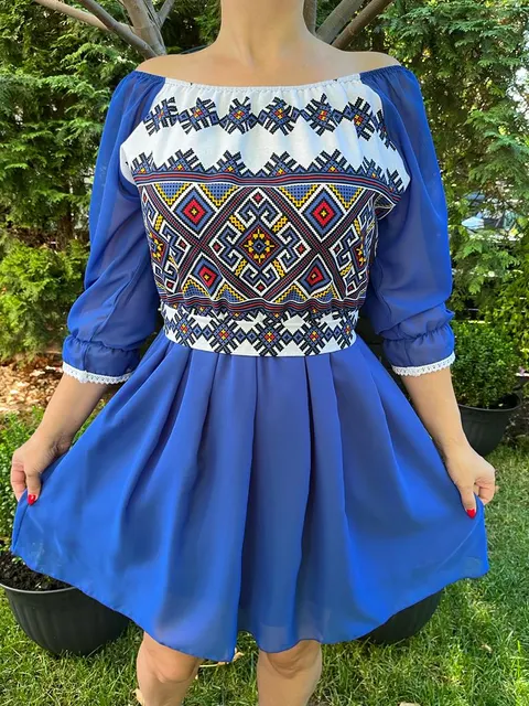 Rochie traditionala scurta Ema