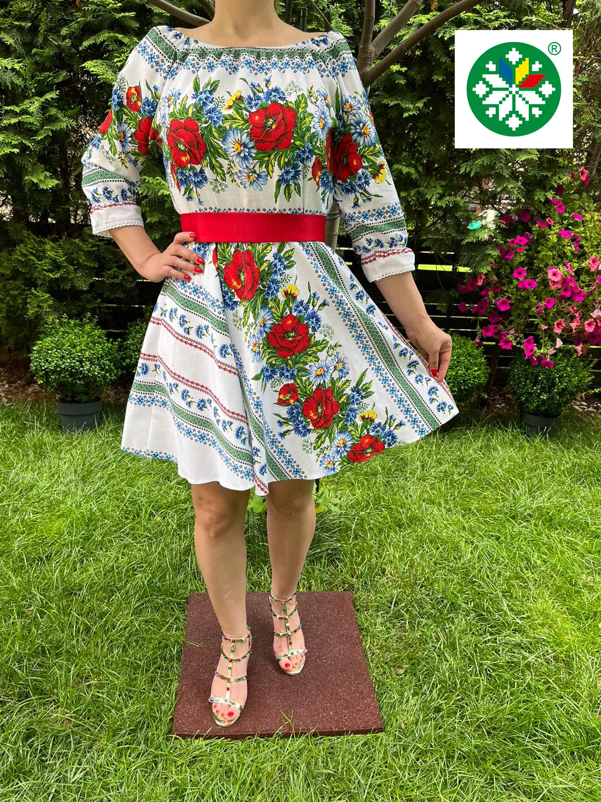 Rochie traditionala scurta Florica