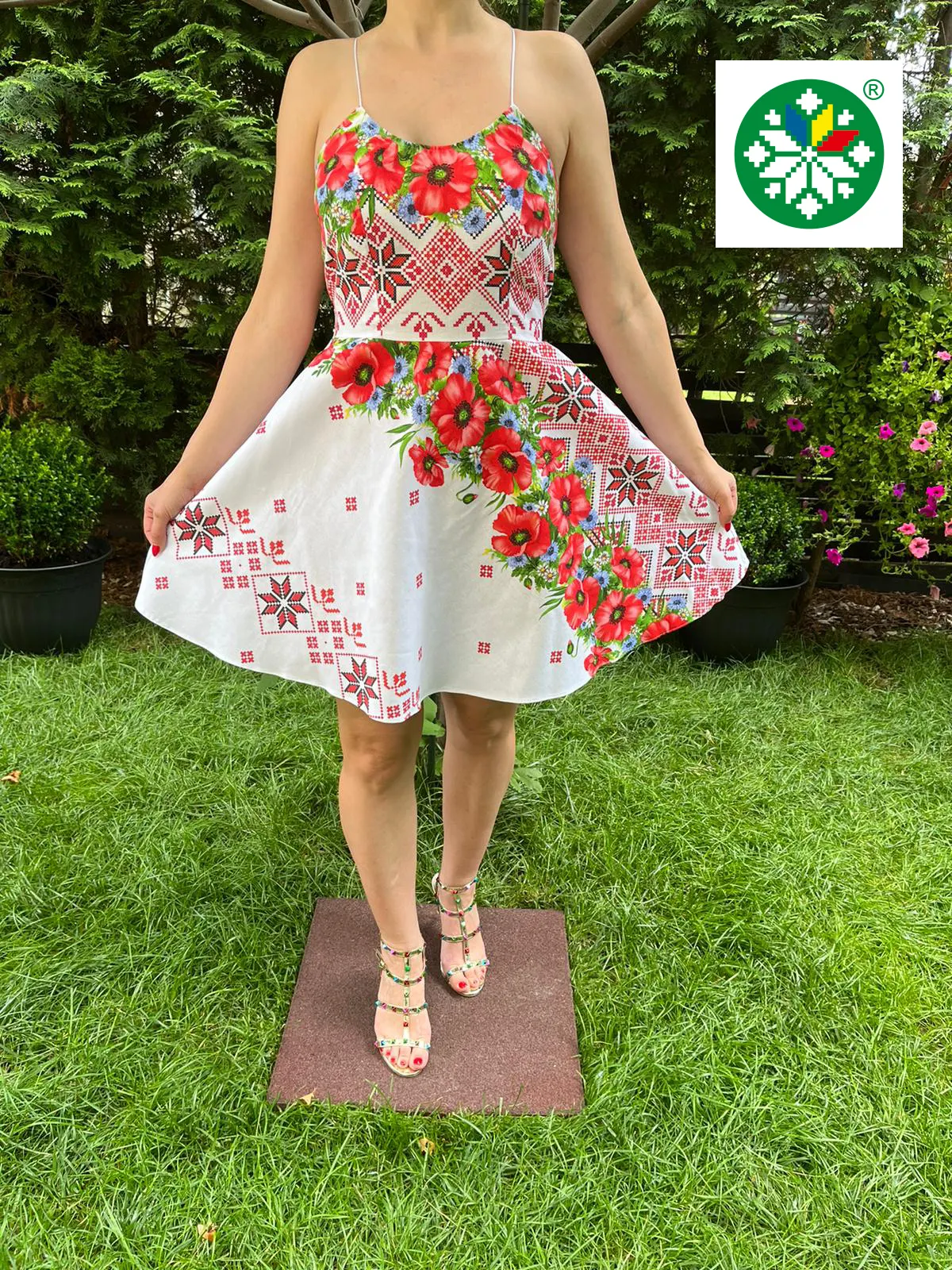 Rochie traditionala scurta Lavinia