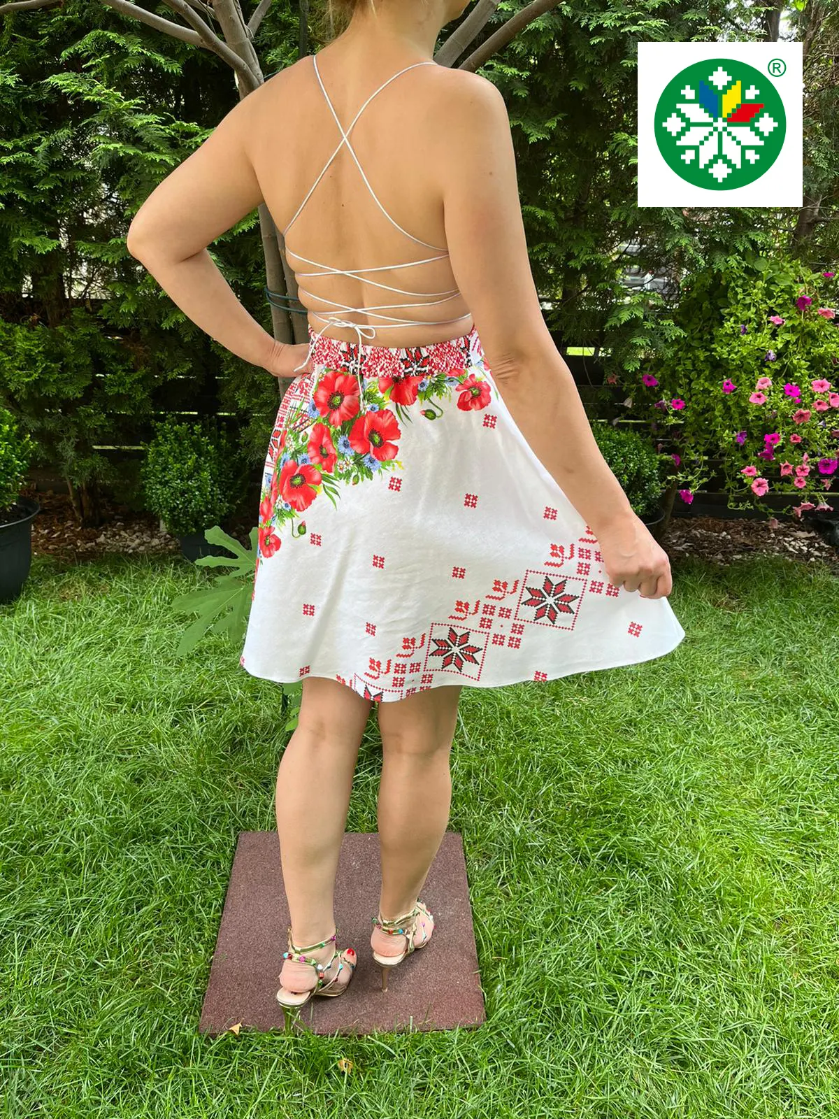 Rochie traditionala scurta Lavinia
