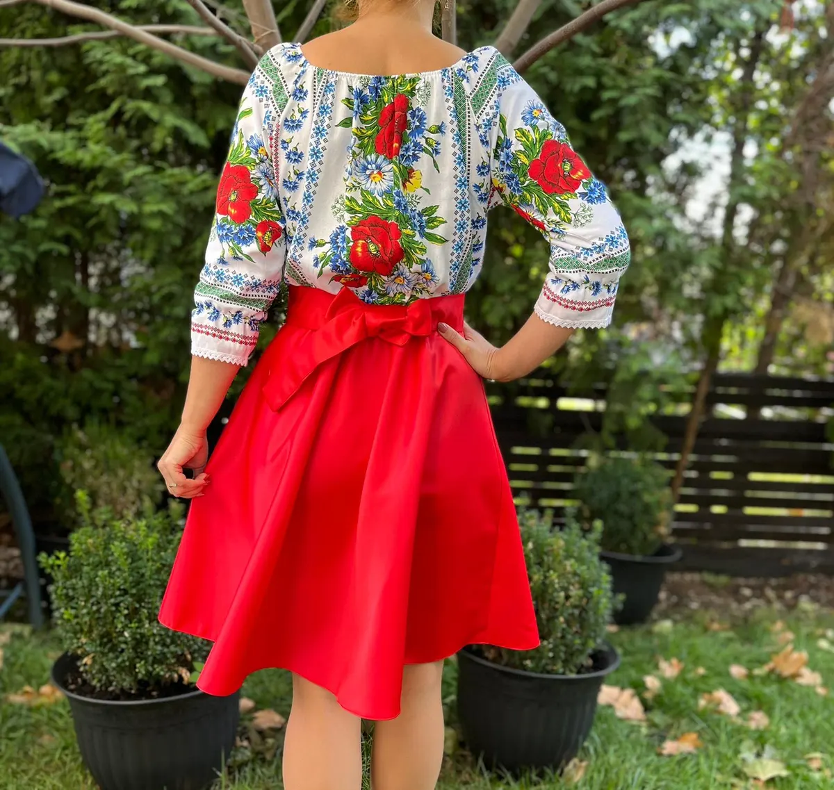 Rochie traditionala scurta Luiza