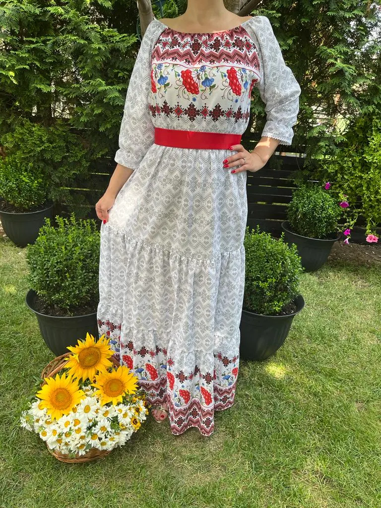 Rochie traditionala volane lunga Melania