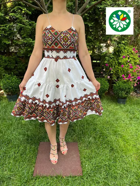Rochie traditionala volane medie Ancuta