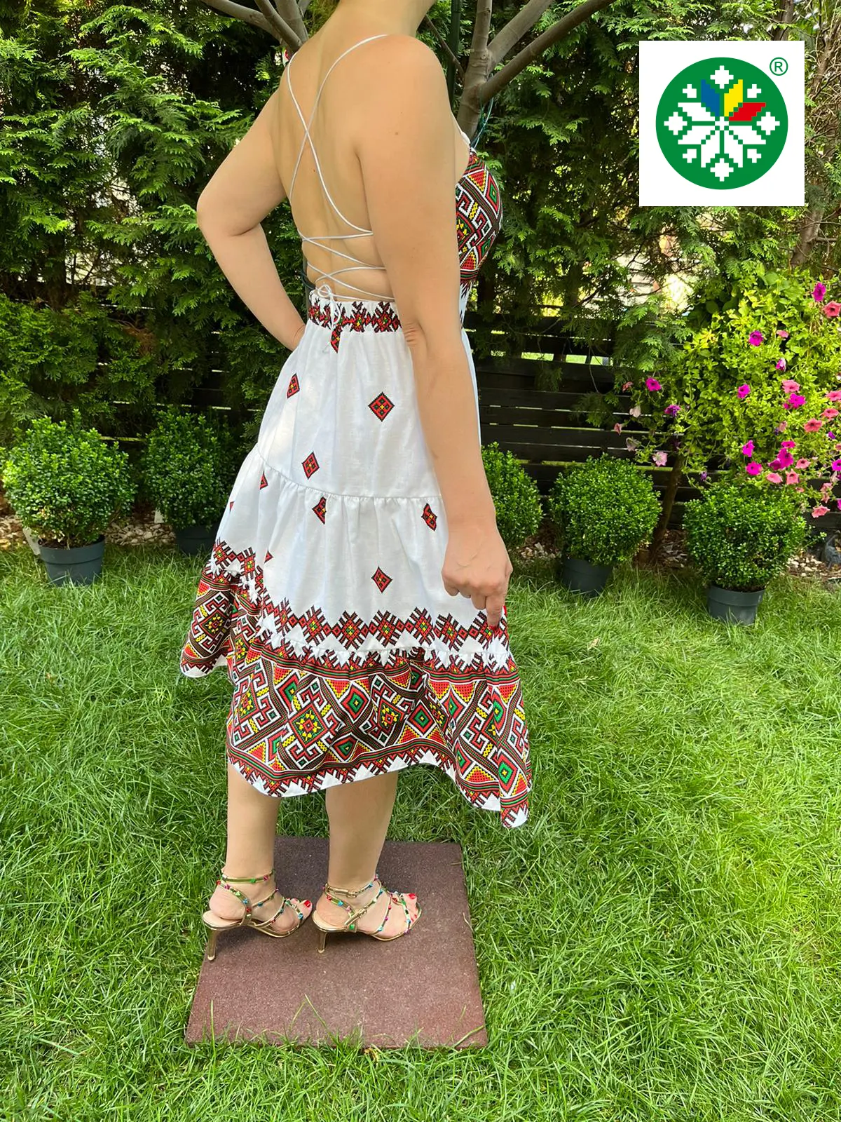 Rochie traditionala volane medie Ancuta